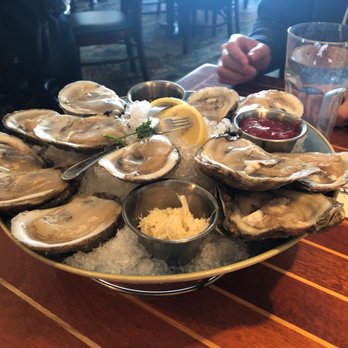 Pappas Seafood House - Oyster plate appetizer - Seafood Near Me - Webster, Texas