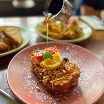 Berkeley Social Club - Mascarpone Blueberry Stuffed Crunch French Toast - Breakfast & Brunch Near Me - Berkeley, California