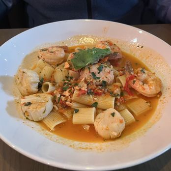 Giana Restaurant - Shrimp SEAFOOD SCAMPIscampi - Pizza Near Me - Easton, Massachusetts