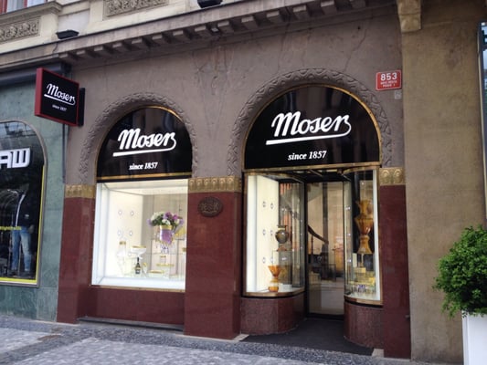 Moser Crystal by null