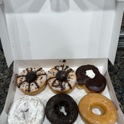 Dunkin' - Spider Donuts