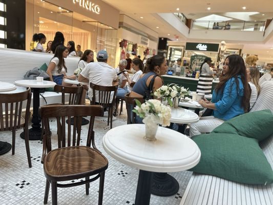 Ralph's Coffee by null