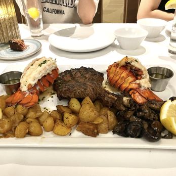 333 Pacific - Steakhouses Near Me - Oceanside, California