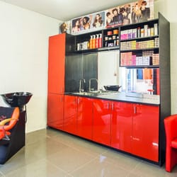 DK House of Fashion