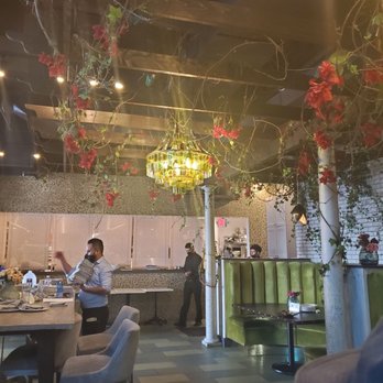 La Vie - Beautiful ambiance - Cocktail Bars Near Me - Washington, DC, District of Columbia