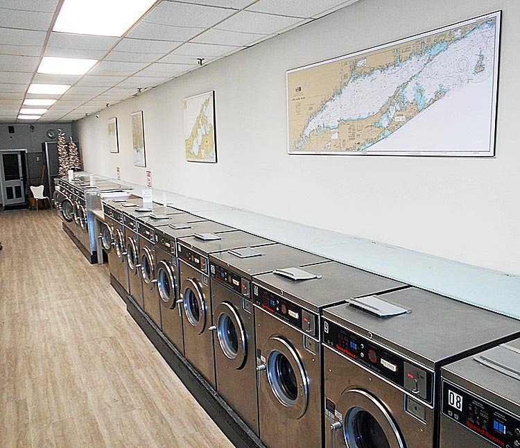 CLINTON LAUNDROMAT Updated September 2024 100 W Main St, Clinton, Connecticut Laundromat