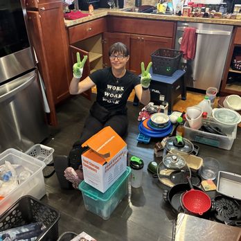 Organized by Julie - In the middle of a kitchen declutter. - Personal Assistants Near Me - Ventura, California Organized by Julie - In the middle of a kitchen declutter. - Personal Assistants Near Me - Ventura, California