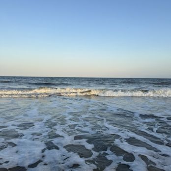 The Dunes House - American Near Me - Hilton Head Island, South Carolina