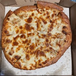 Bourbon House Pizza - Chicken Alfredo