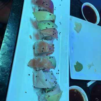 Rock N Roll Sushi - Rainbow Roll - Sushi Bars Near Me - Tucson, Arizona Rock N Roll Sushi - Rainbow Roll - Sushi Bars Near Me - Tucson, Arizona