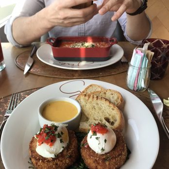 GIADA - Looks amazing, tastes amazing, arrived warm... - Italian Near Me - Las Vegas, Nevada