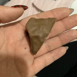 Mrs Cavanaugh's Chocolates & Ice Cream - Not sure this one piece is worth 7$.....