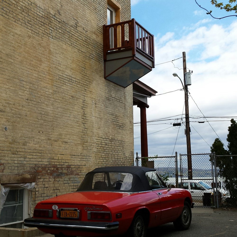 Casa Hudson - My room balcony with artist clouds. The car i want! - Bed & Breakfast Near Me - Haverstraw, New York Casa Hudson - My room balcony with artist clouds. The car i want! - Bed & Breakfast Near Me - Haverstraw, New York