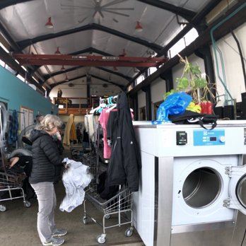 Spin Laundry Lounge - Laundromat Near Me - Portland, Oregon Spin Laundry Lounge - Laundromat Near Me - Portland, Oregon