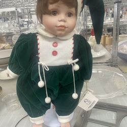 Goodwill NYNJ Store & Donation Center - Kind of looks like Justin Beiber- noticed by Thomas G