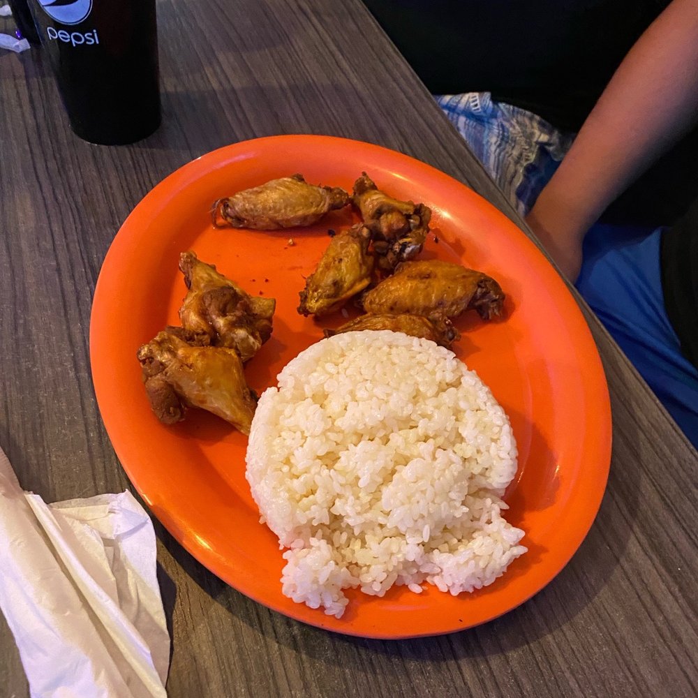 El Tostón Criollo - White Rice with Fried Wings - Latin American Near Me - Carolina, Puerto Rico El Tostón Criollo - White Rice with Fried Wings - Latin American Near Me - Carolina, Puerto Rico