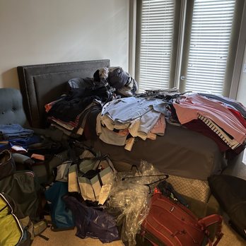 AMLI Parkside - A maintenance guy emptied my entire closet without telling me and didn't put anything back. - Apartments Near Me - Atlanta, Georgia