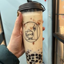 Romanteac Bubble Tea - Red bean bubble tea