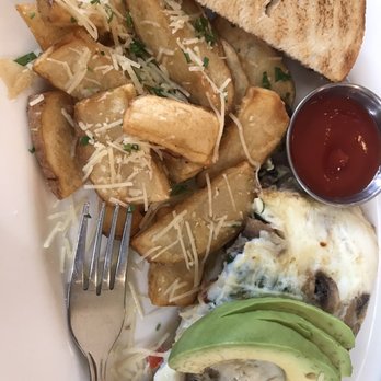 Eat Chow - Egg white omelette - Breakfast & Brunch Near Me - Costa Mesa, California Eat Chow - Egg white omelette - Breakfast & Brunch Near Me - Costa Mesa, California