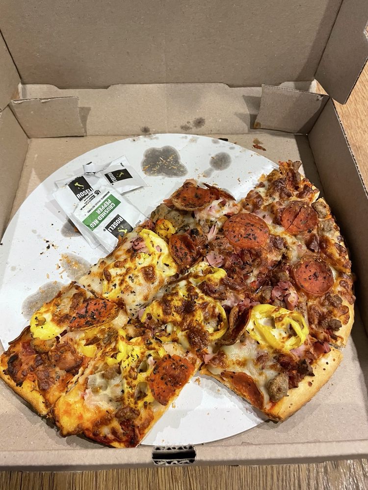 Gillum's Sports Lounge