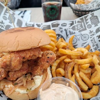 Bryggeri - The chicken burger - Breweries Near Me - Helsinki, 18 Bryggeri - The chicken burger - Breweries Near Me - Helsinki, 18