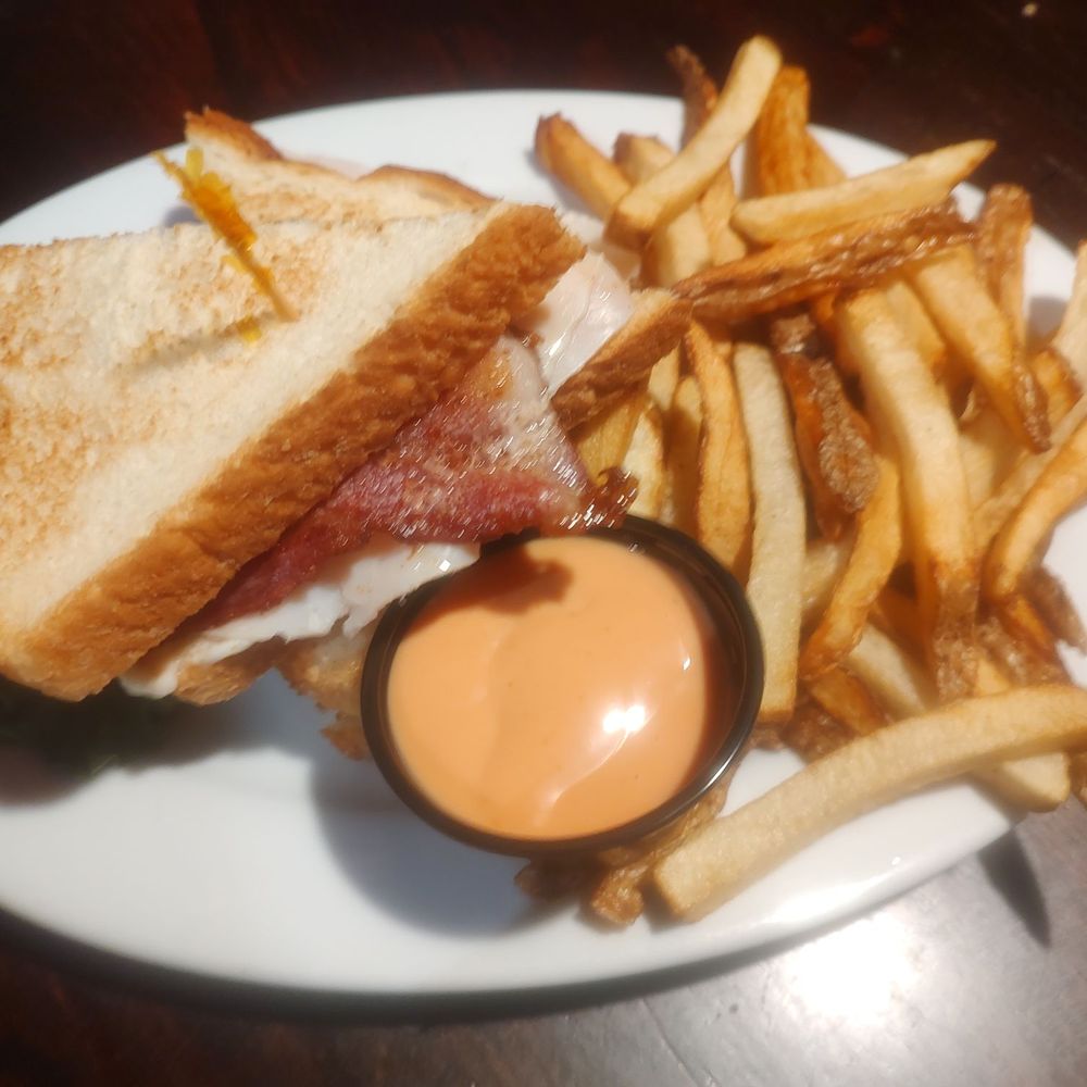 Lisa’s Country Kitchen - Club sandwich - Breakfast & Brunch Near Me - Nephi, Utah Lisa’s Country Kitchen - Club sandwich - Breakfast & Brunch Near Me - Nephi, Utah