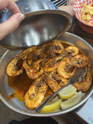 Fish n Tails Oyster Bar by null