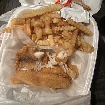 Kings Fish and Wings - Fish - Seafood Near Me - Union City, Georgia Kings Fish and Wings - Fish - Seafood Near Me - Union City, Georgia