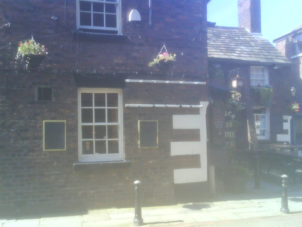 BUCK I’TH’ VINE Updated September 2024 35 Burscough Street