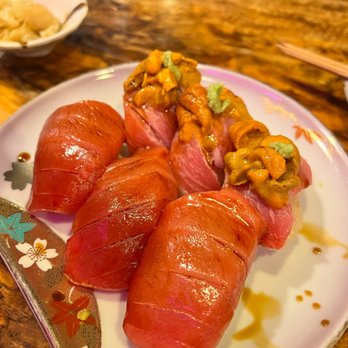 Sushi Murayama - Toro and otoro with uni. Last dish-couldn't really enjoy it due to size of portions - Sushi Bars Near Me - Honolulu, Hawaii Sushi Murayama - Toro and otoro with uni. Last dish-couldn't really enjoy it due to size of portions - Sushi Bars Near Me - Honolulu, Hawaii