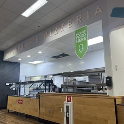 Salad bar and order pick up