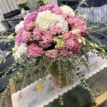 Ani De Fleurs - Floral Designers Near Me - Las Vegas, Nevada Ani De Fleurs - Floral Designers Near Me - Las Vegas, Nevada