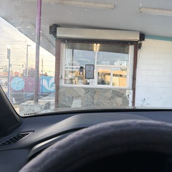 T4 Vallejo - Outside order kiosk - Bubble Tea Near Me - Vallejo, California T4 Vallejo - Outside order kiosk - Bubble Tea Near Me - Vallejo, California