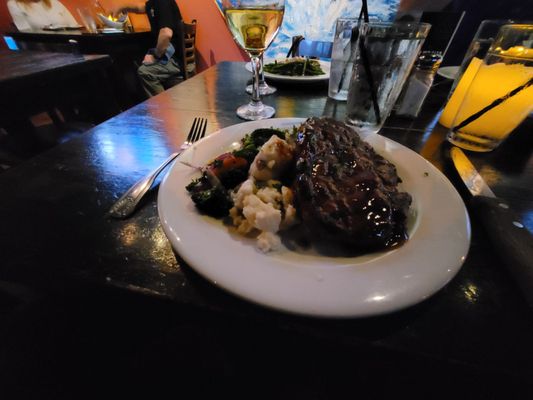 Black Sheep Bistro by null
