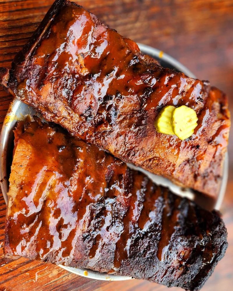 Social spots from Edley's Bar-B-Que