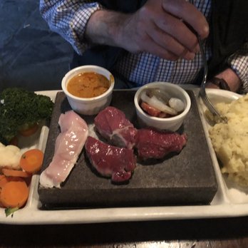 Pog Mahones - Tasting plate - Pubs Near Me - Queenstown, WGN Pog Mahones - Tasting plate - Pubs Near Me - Queenstown, WGN