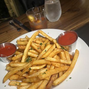 The Cutlery - Steakhouses Near Me - Honolulu, Hawaii