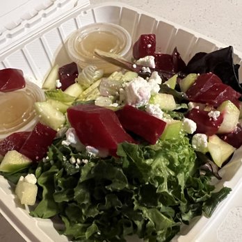 The Wishing Well - Beet salad - American Near Me - Wilton, New York The Wishing Well - Beet salad - American Near Me - Wilton, New York