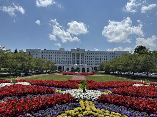 The Greenbrier by null