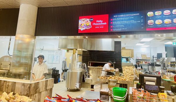 Kettlemans Bagel by null