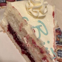 Fat Cupcake- Happy Valley - The proposal cake. Yummy. Not too sweet. The raspberry is so tasty.