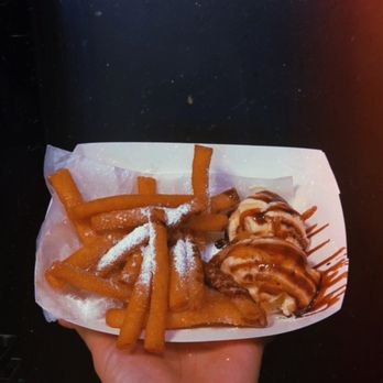 Cap't Loui Seafood Boil - Funnel cake fries - Cajun/Creole Near Me - Los Angeles, California