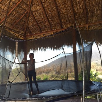 Playa Linda - Trampoline for the kids - Seafood Near Me - La Angostura, GUA