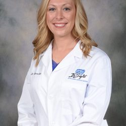 Insight Eyecare Associates - Dr. Werncke -personal eye care provider enjoys patient care using technology to diagnose and create treatment plans.