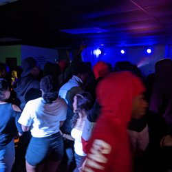 HangOutz Social Club for Teens