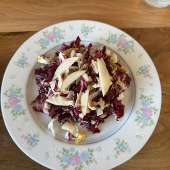 Festina Lente - Salad with apple slices - Italian Near Me - Kittery, Maine Festina Lente - Salad with apple slices - Italian Near Me - Kittery, Maine