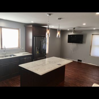 Butterfly Kitchens - Top cabinet - Cabinetry Near Me - Chicago, Illinois