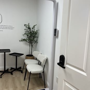 Lean Lab - Scale and height measurements - Weight Loss Centers Near Me - Pasadena, California Lean Lab - Scale and height measurements - Weight Loss Centers Near Me - Pasadena, California