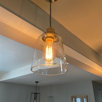 Magda House Cleaning - Sparkling clean lamp - Home Cleaning Near Me - Peabody, Massachusetts Magda House Cleaning - Sparkling clean lamp - Home Cleaning Near Me - Peabody, Massachusetts