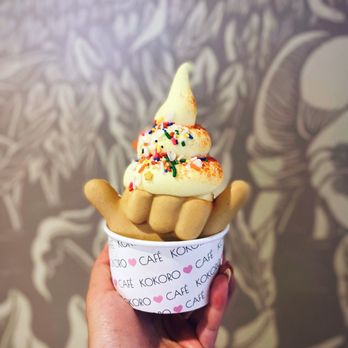 Kokoro Cafe - Shaka Boom with pineapple dole whip Food IG: @hungriwitvivi - Desserts Near Me - Honolulu, Hawaii Kokoro Cafe - Shaka Boom with pineapple dole whip Food IG: @hungriwitvivi - Desserts Near Me - Honolulu, Hawaii